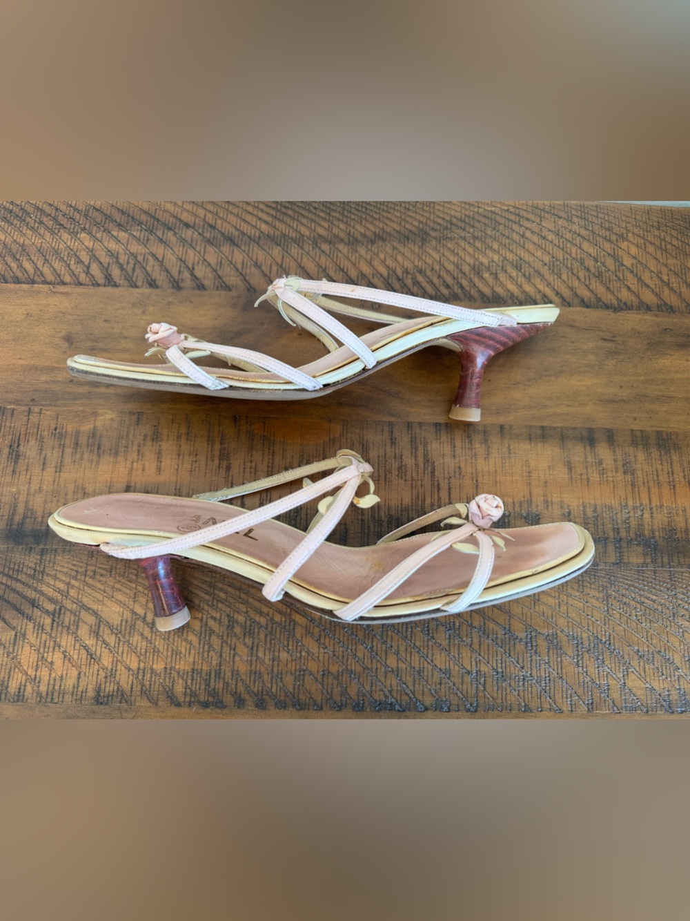 Chanel 2001 Vintage Lagerfeld Pink Rosebud Leather Heels EU 37.5 Authentic Shoes - Picture 4 of 8